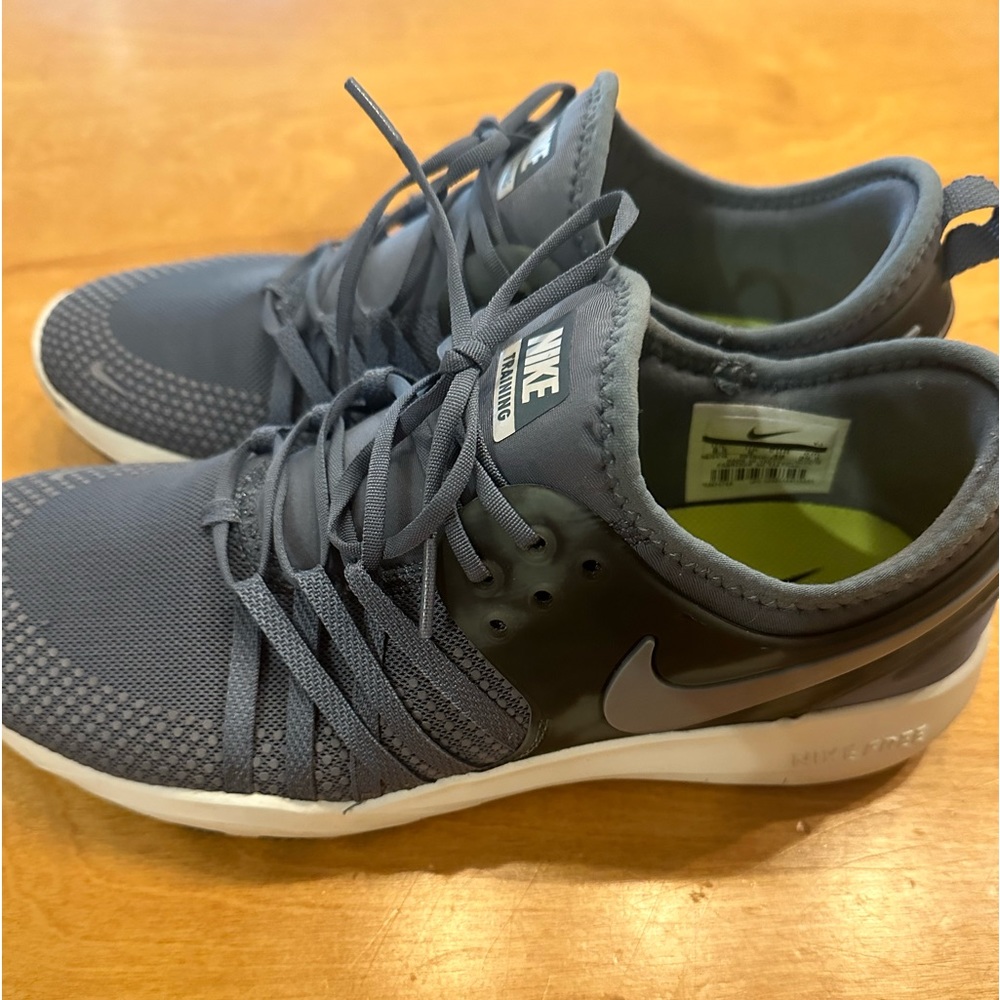 Nike running shoes. Navy blue. Size 8.5
